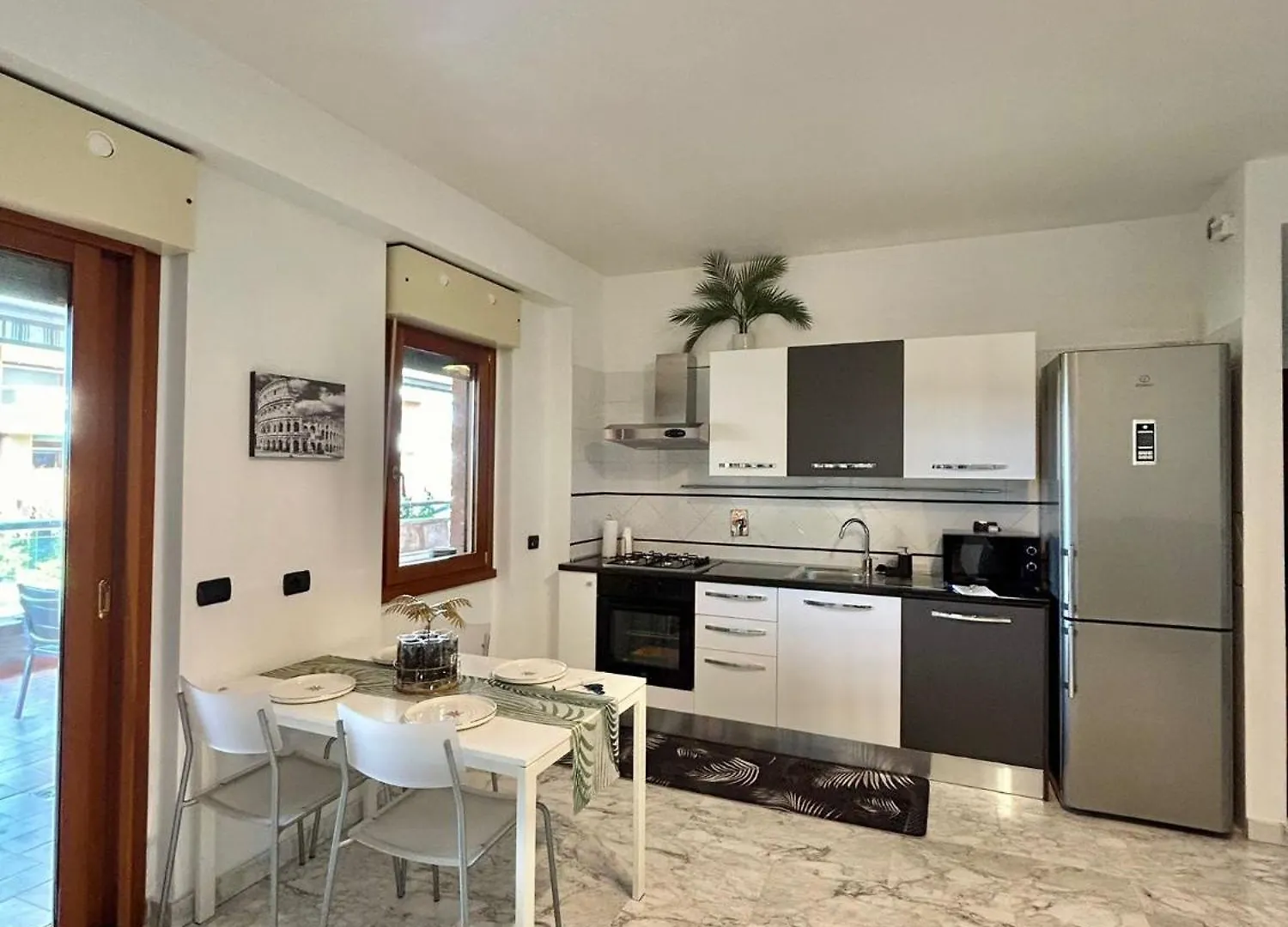 Roma Eur Appartamento Con Piscina Esterna 0*, Rome